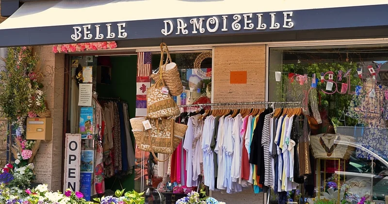 Exemples concrets de signalétique magasin qui marchent à Nantes